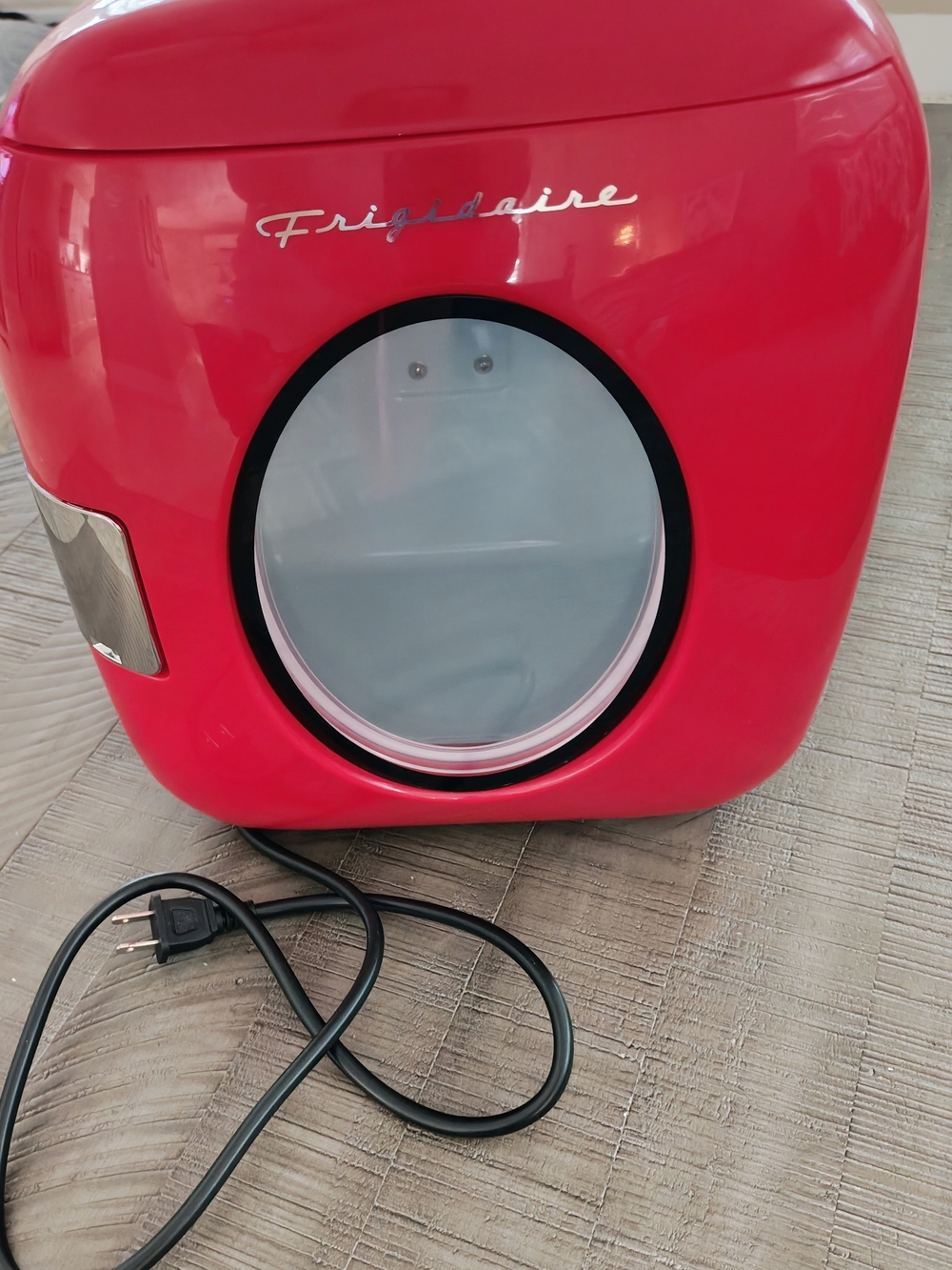 Frigidaire Red Mini Portable Home Appliance